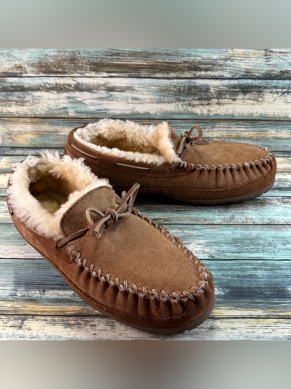LL BEAN Wicked Good Moccasin Slippers 9M Indoor Outdoor Shearling Brown Suede